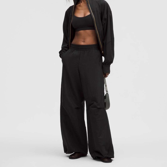 lululemon athletica Pants - Lululemon Crinkle Nylon Relaxed Parachute Pant size S